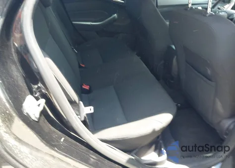 2015 Ford Focus Se z USA, uszkodzony, nr VIN 1FADP3F29FL252348